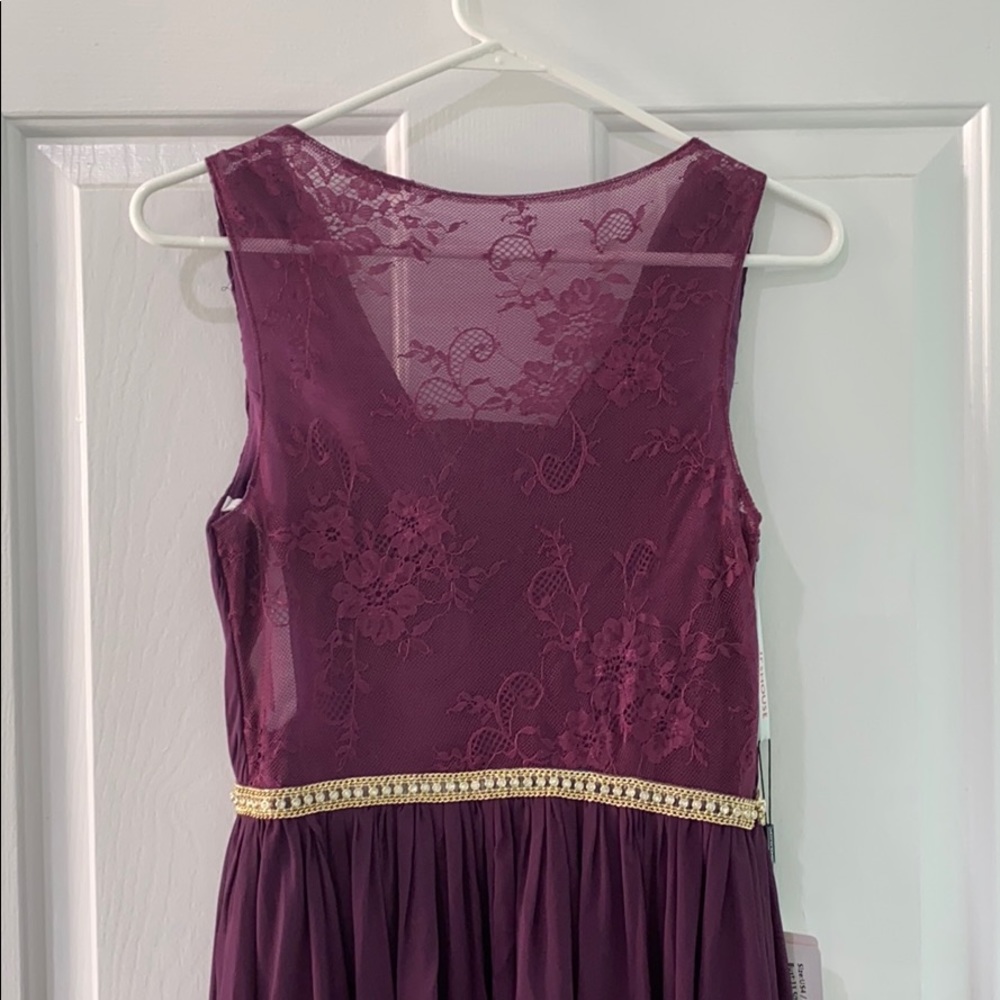 Gown - Picture 2 of 3